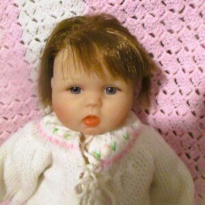 Newborn lifelike Realistic Baby Pink and White Sweater Blanket 16"